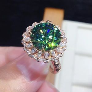 *NEW* 18k Rose Gold Engagement Ring